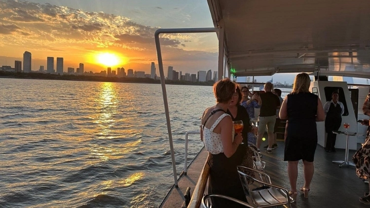 Sunset Rio de La Plata 